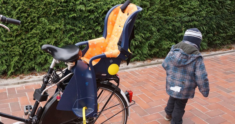 Kinderfahrradsitz Test Den richtigen Fahrrad Kindersitz